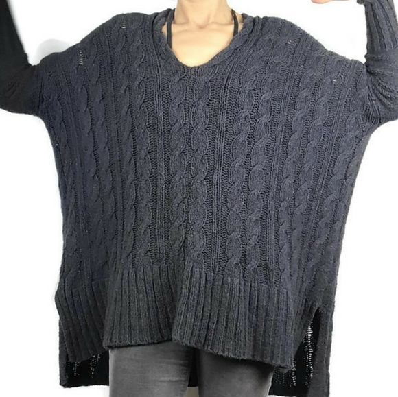 Free People Cable Knit Sweater Poncho Medium - Picture 5 of 9